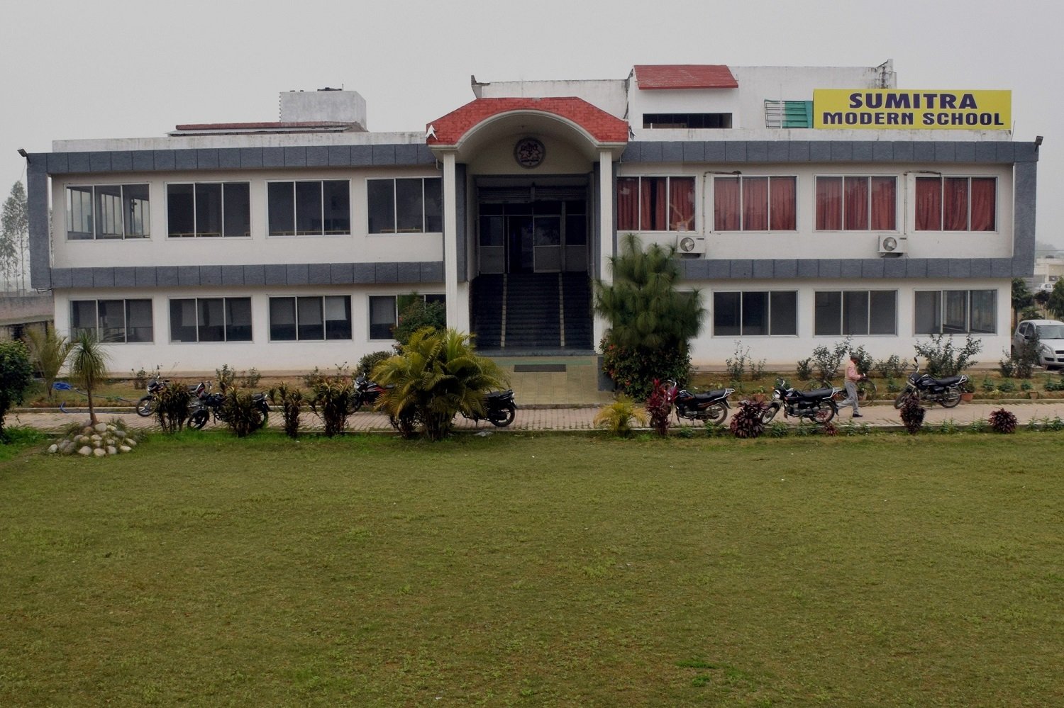 Sumitra Modern School